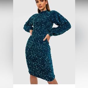 Boohoo velvet dark green sequin midi dress size 8